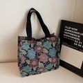 Borsa tote stile etnico con motivi floreali colorati e doppi manici neri da donna - Grande / Nero
