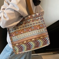 Ethno-Boho-Einkaufstasche mit bunten Webmustern und breitem Schultergurt für Damen - Groß / Braun