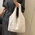 Sac fourre-tout en dentelle blanche crochetée pour femme avec broderie ajourée chic - Blanc Sans Écharpe