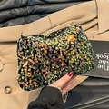 Sac bandoulière à paillettes colorées avec chaîne dorée en tons vert et orange vifs - Doré