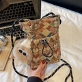 Boho geweven crossbodytas met geometrische patronen in oranje en groen met pluche hanger - Khaki (Met Hanger)