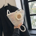 Handgefertigte gewebte Beuteltasche mit bunten Streifen, Gänseblümchen und Perlenverschluss - Bunt
