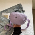 Sac bandoulière en nylon lilas avec double fermeture éclair et sangle ajustable - Violet