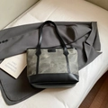 Olive green canvas tote bag with black leather handles and Fashion logo patch - No Pendant / Black