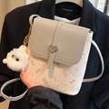 Borsa a tracolla bianco off-white con motivo a gatto blu e chiusura a cuore in metallo - Grigio + Ciondolo Elfo Bianco