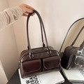 Bolso tote vintage chocolate brillante con dos bolsillos delanteros y correa de hombro - Café sin colgante