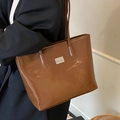 French vintage caramel brown patent leather tote bag with elegant silver buckle detail - Brown - Without Pendant