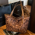 Chique tote bag met luipaardprint, bruine handvatten en grote capaciteit voor dagelijks gebruik - Bruin