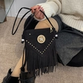 Bolso bandolera negro bohemio de gamuza sintética con flecos y remache metálico de lujo - Negro