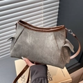 Vintage donkergrijze denim onderarmtas met bruine lederen bies en verstelbare riem - Donkerblauw