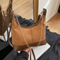 Braune Vintage-Hobo-Tasche mit Wildleder-Patchwork und goldener Kettenriemen - Braun