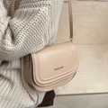 Bolso bandolera de moda en piel sintética beige con letras doradas FASHION de adorno - Caqui