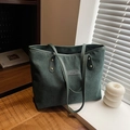 Borsa tote in velluto a coste verde scuro con manici in pelle e dettaglio vintage - Verde