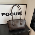 Retro large capacity tote bag in dark brown faux leather with knot shoulder straps - Brown - Without Pendant
