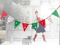Gros plan de fanions de Noël en papier aux motifs rouges verts et blancs festifs - Drapeau Triangulaire S-4