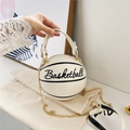 Bolso de mano moderno con forma de baloncesto blanco crema y cadena dorada - Temática de baloncesto / Blanco Roto