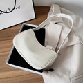 Retro cream-white baguette bag with minimalist leather strap for elegant women - Off White