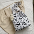 Sac fourre-tout en toile à motif papillon avec un porte-clé ours en peluche - Sac avec Pendentif Ours / Imprimé Papillon