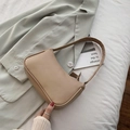 Minimalistische beige Baguette-Schultertasche im französischen Stil aus Kunstleder - Khaki