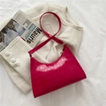 Mini bolso rosa de piel de cocodrilo sintética con asa y cierre de cremallera - rosa intenso