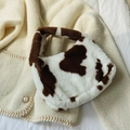 Tragetasche aus Kunstpelz mit braun-weißem Kuhmuster für herbstliche Winter-Outfits - Braun Weiß Kuhmuster / Braun