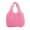 Borsa a spalla rosa con trama a bolle e volant su sfondo bianco minimalista - Rosa Rosso
