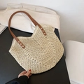 Handgemaakte beige strooien draagtas met bruine lederen handvatten en witte stiksels - Off-wit