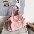 Bolso tote de pana rosa con bordado LOOKBACK y correas ajustables para uso diario - Rosa