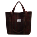 Borsa a tracolla in lana scozzese rossa e verde con etichetta bianca in stile vintage - Quadri Rossi