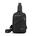 Schwarze Nylon-Brusttasche mit USB-Ladeanschluss und verstellbarem Schultergurt für Herren - Schwarz