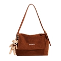 Borsa a spalla marrone in velluto a coste con ricamo e ciondolo a forma di orso - Marrone Con Charm