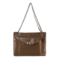 Sac bandoulière marron caramel en similicuir plissé avec chaîne et fermoir argenté - Marron