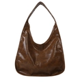 Bolso de hombro hobo vintage marrón oscuro en cuero PU con un diseño retro minimalista - Marrón