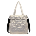 Sac à bandoulière matelassé blanc perle avec double poignée et sangle noire amovible - Blanc Cassé