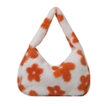 Winter-Plüschhandtasche mit orangen Blumenmustern auf weichem weißem Pelzimitat - Orange