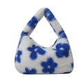 Winterliche Plüsch-Handtasche mit stilvollem blauem Blumenmuster auf weichem Kunstfell - Blau