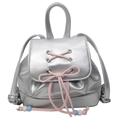 Mini-Rucksack aus silbernem Metallic-PU mit rosa Kordelzug und blauen Zierperlen - Silber