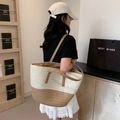 Bolso tote de paja tejida bicolor para mujer con asas de cuero y estilo veraniego - Blanco