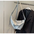 Silver metallic dumpling crossbody bag with textured crescent moon shape design - Silver Gray Without Pendant