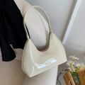 Borsa hobo in pelle verniciata bianco crema con finitura lucida e tracolla spalla - Bianco Sporco