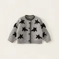 Grijze gebreide cardigan met zwarte sterpatronen en geribde boorden voor meisjes - 80 / Bovenstuk (QY25307) / Grijs