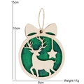 Wooden round Christmas ornament with reindeer cutout and green plaid detail - 10CM*8CM / Green Plaid Reindeer Style