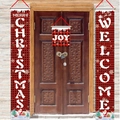 Détail de bannières de Noël à carreaux rouges et noirs sur une porte en bois sombre - Bannière de Porte de Noël Style 003
