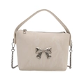 Bolso bandolera chic de cuero PU beige con lazo plateado y correa de cadena - Blanco