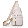 Bolso de pecho chic en cuero PU beige con correa ancha estampada y cierres dorados - Blanco