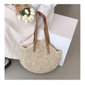 Runde Schultertasche aus Stroh mit braunen Lederriemen für den Strandurlaub - Stil 1 (Spiralgewebe) / Gebrochenes Weiß