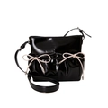 Minimalistische schwarze glänzende Umhängetasche aus PU-Leder mit rosa Schleifen - Schwarz