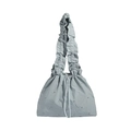 Morandi graublaue Nylon-Schultertasche mit Falten, Kordelzug und Metallnieten - Blau