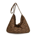 Bolso tote de lona con estampado de leopardo para mujer con diseño hobo minimalista - Leopardo Marrón