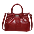 Modische rote Damenhandtasche aus Lackleder mit glänzendem Finish und Silberschnalle - Rot